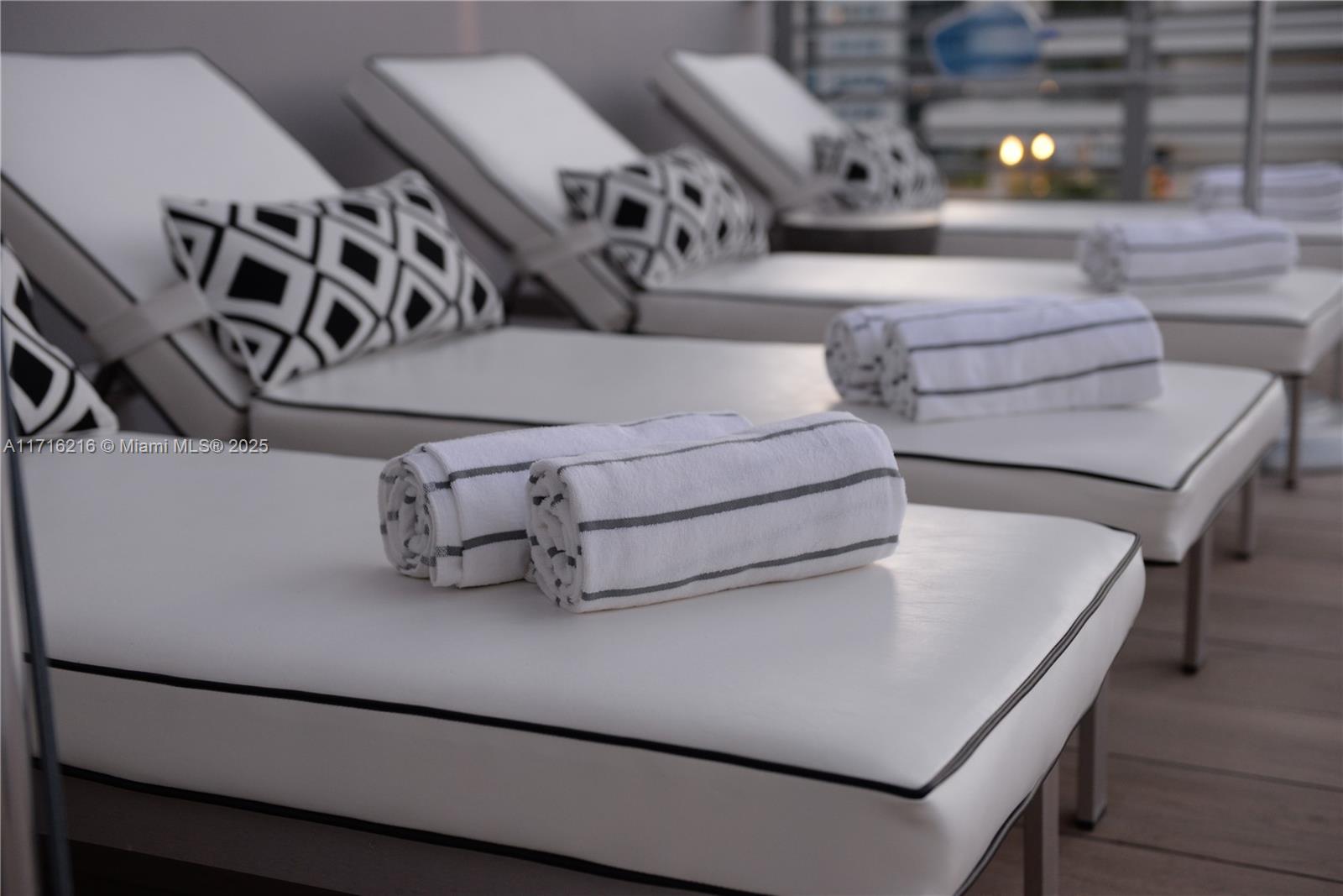 6080 COLLINS CONDO - Residential