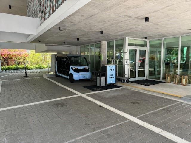 6080 COLLINS CONDO - Residential