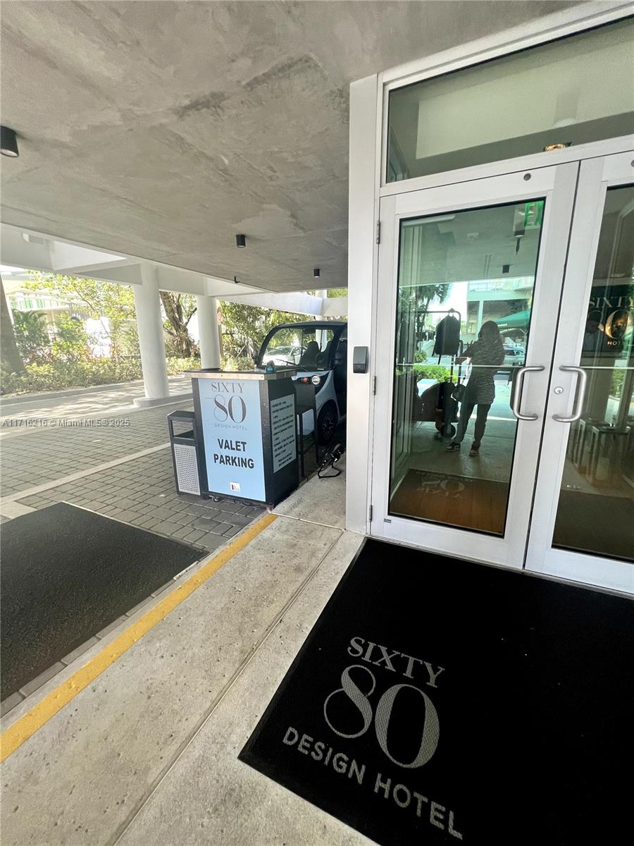 6080 COLLINS CONDO - Residential