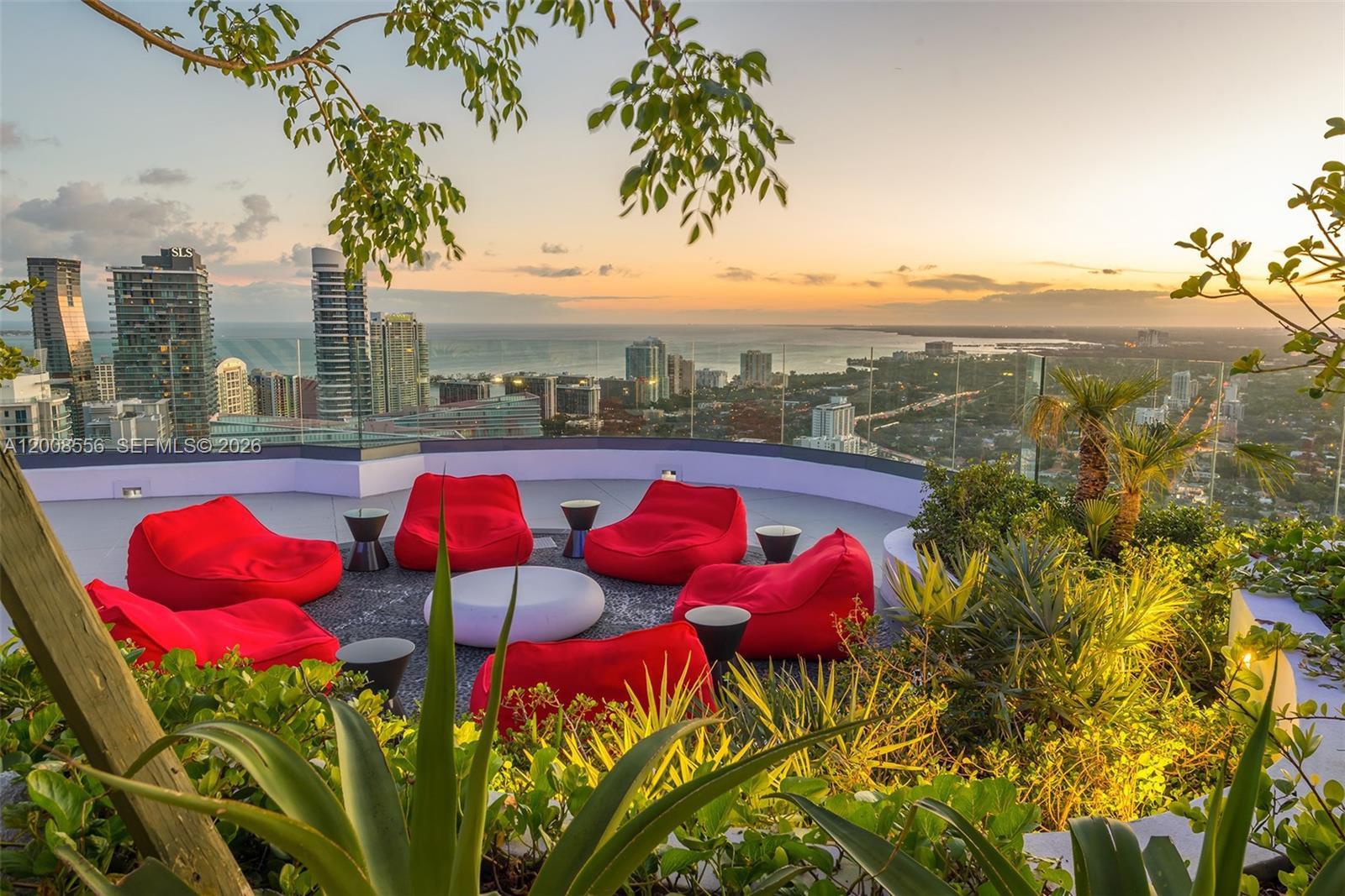 BRICKELL HEIGHTS WEST - Residential