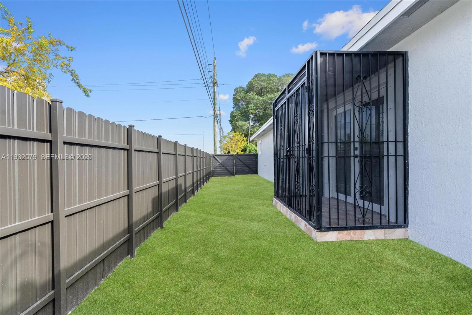 HIALEAH HEIGHTS - Residential