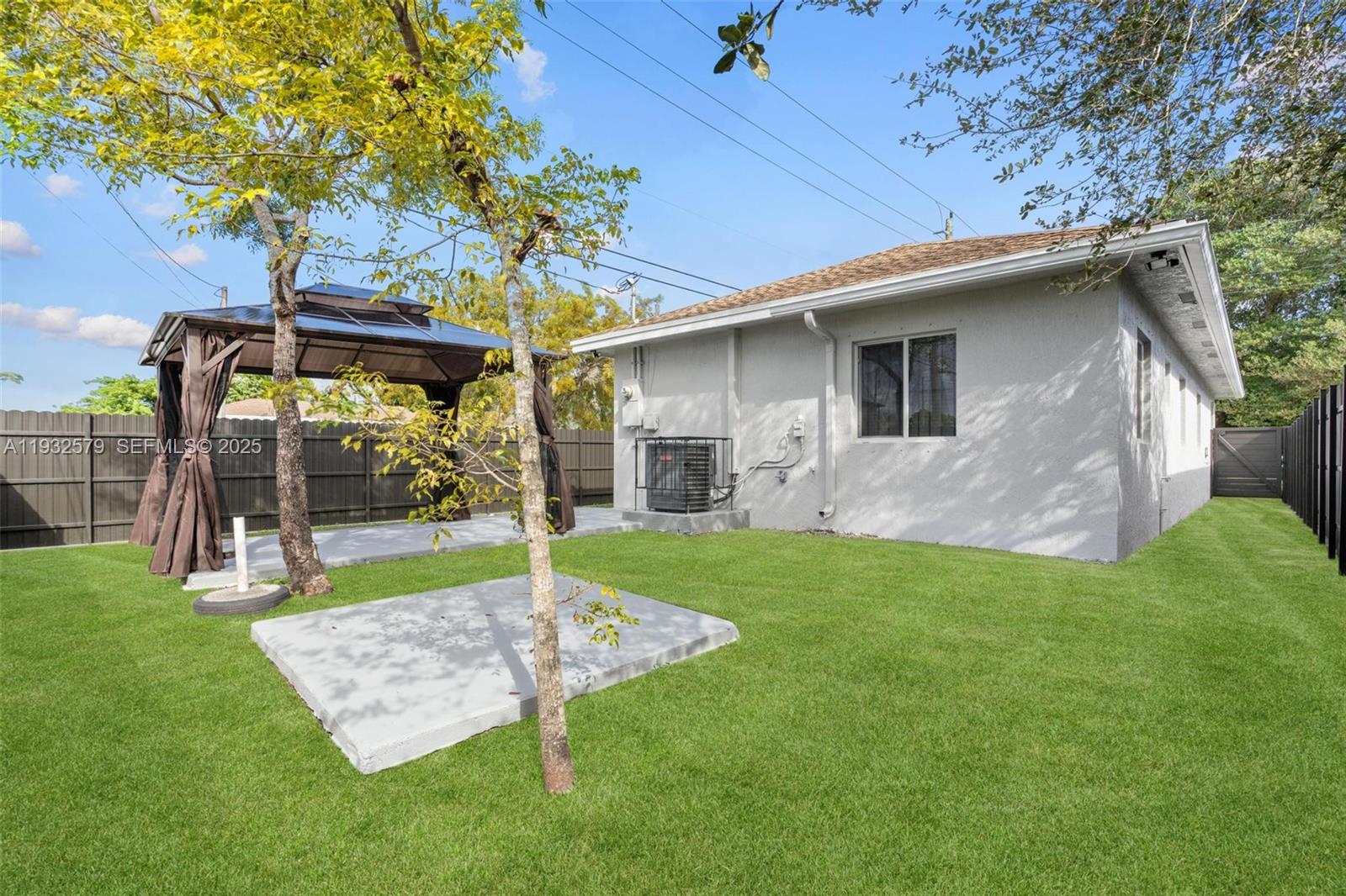 HIALEAH HEIGHTS - Residential