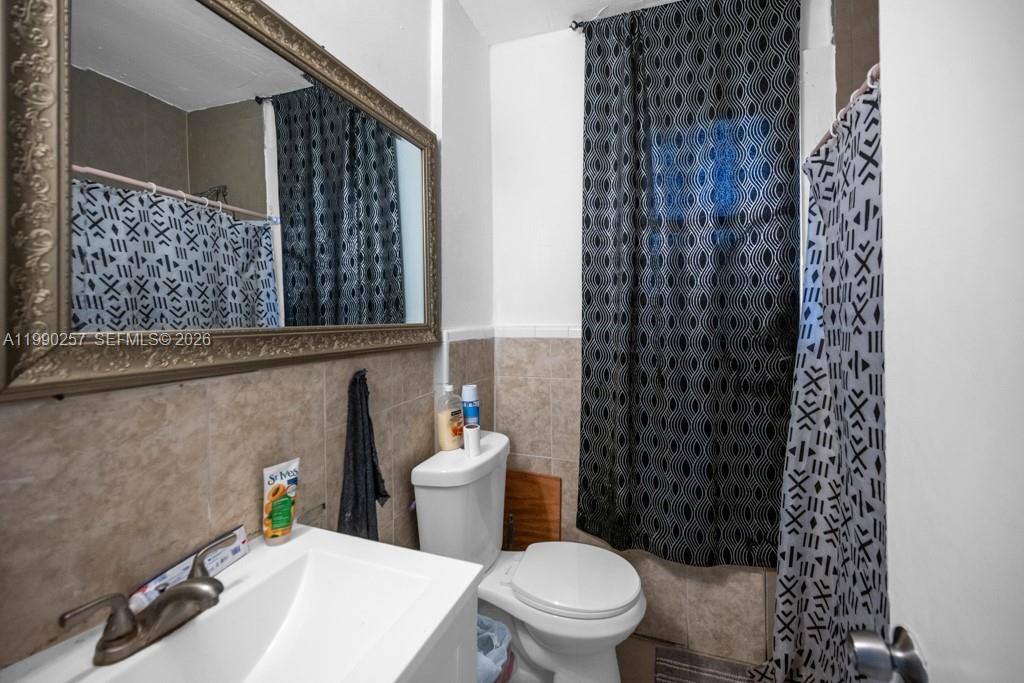 MEAD-LAWN - Residential Income