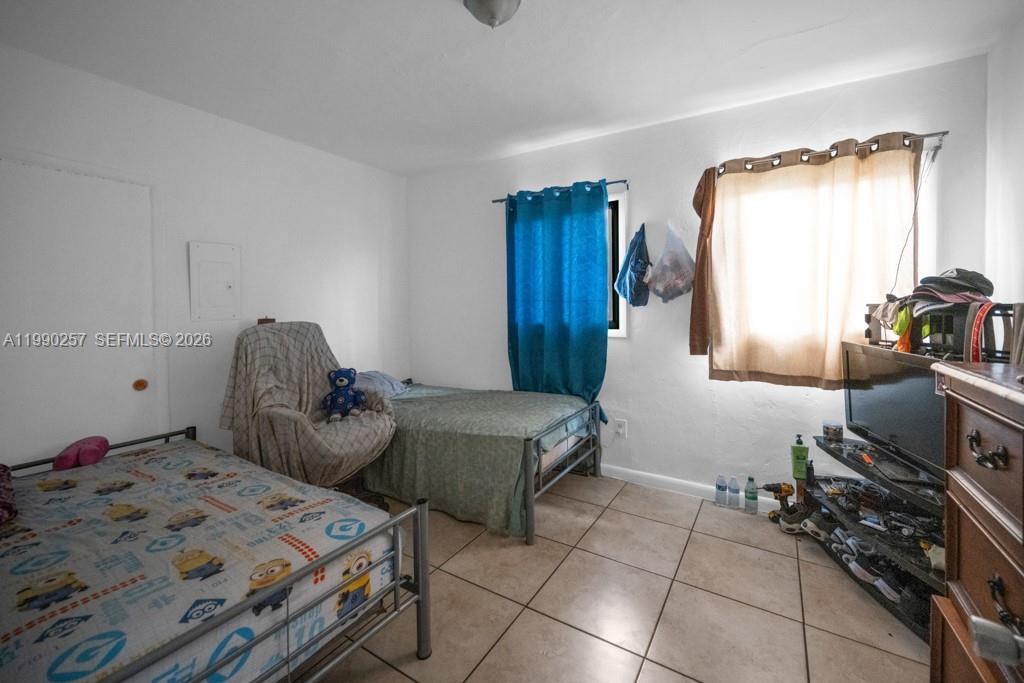 MEAD-LAWN - Residential Income