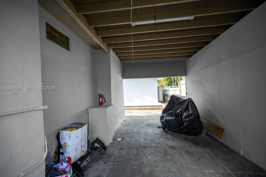 MEAD-LAWN - Residential Income