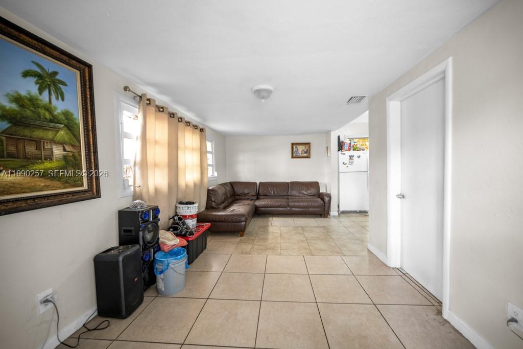 MEAD-LAWN - Residential Income