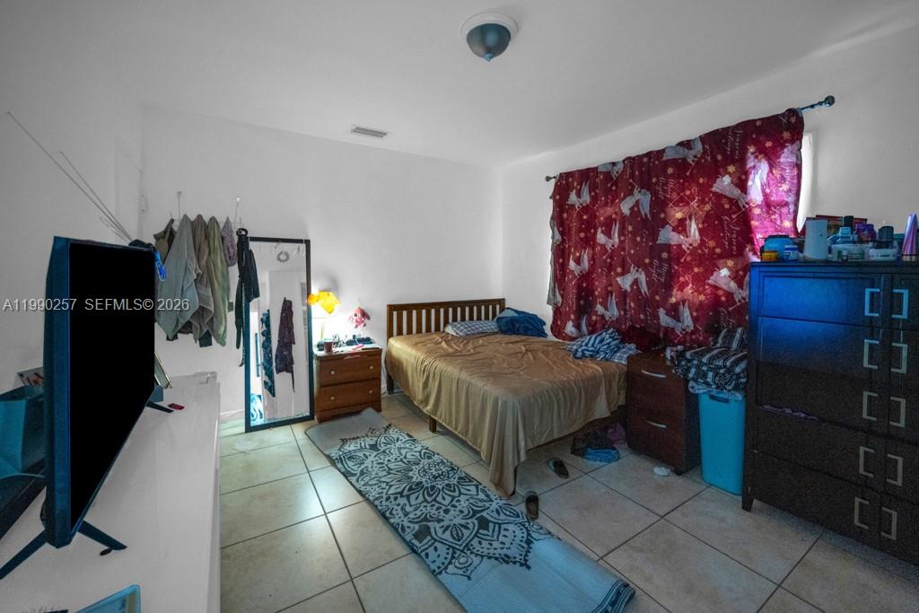 MEAD-LAWN - Residential Income