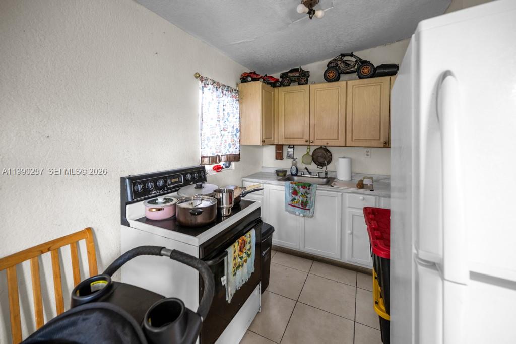 MEAD-LAWN - Residential Income