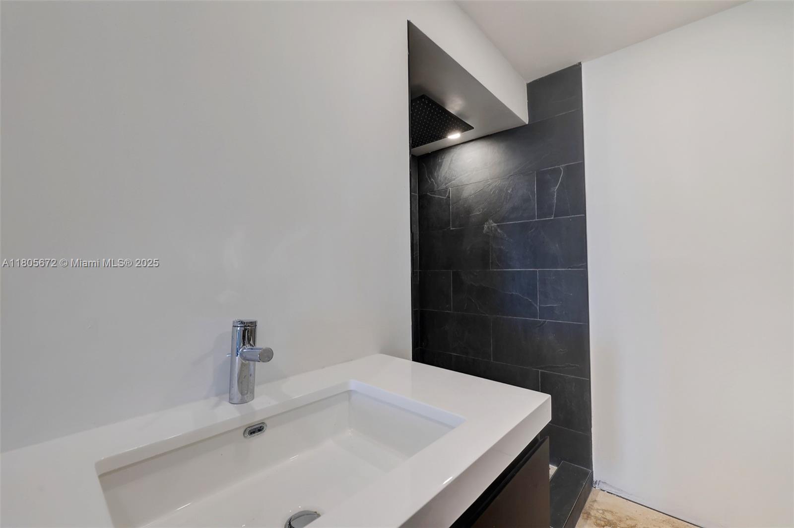 ALLINGTON TOWERS NORTH CO - Residential