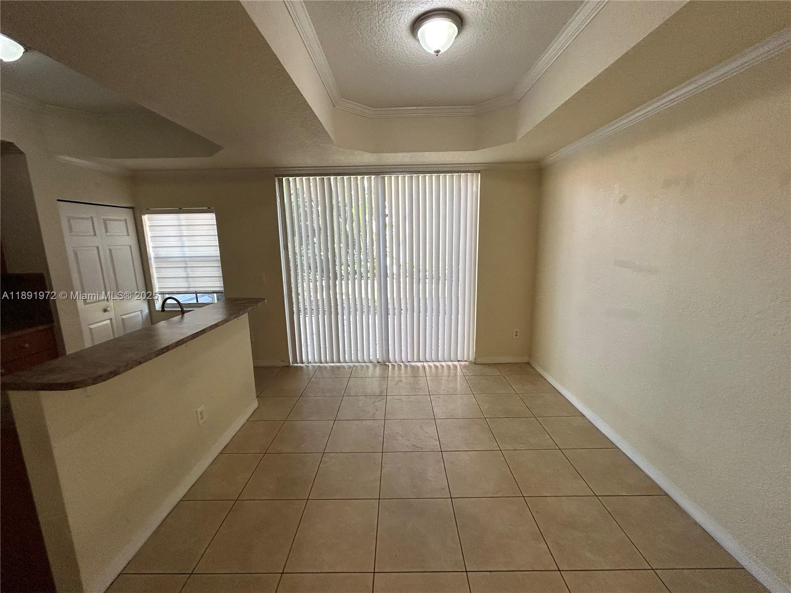 VILLAS AT HARBOR ISLES CO - Residential