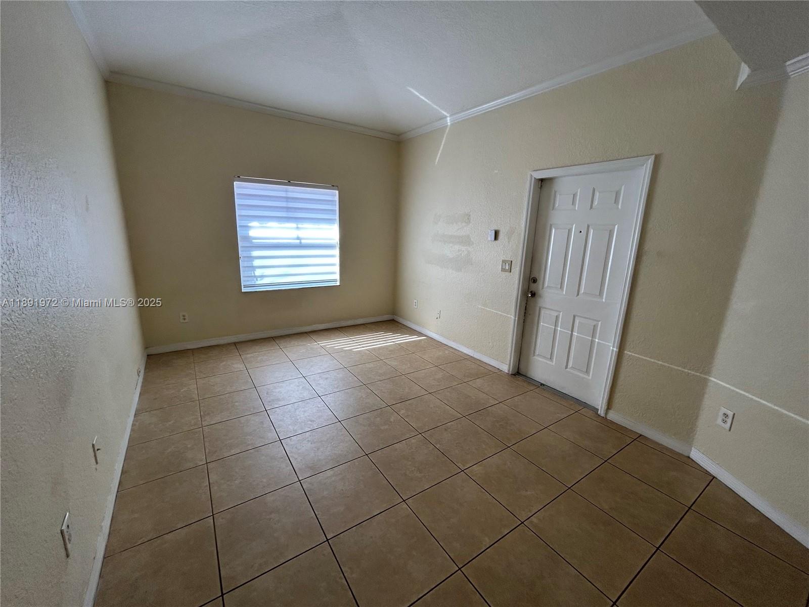 VILLAS AT HARBOR ISLES CO - Residential