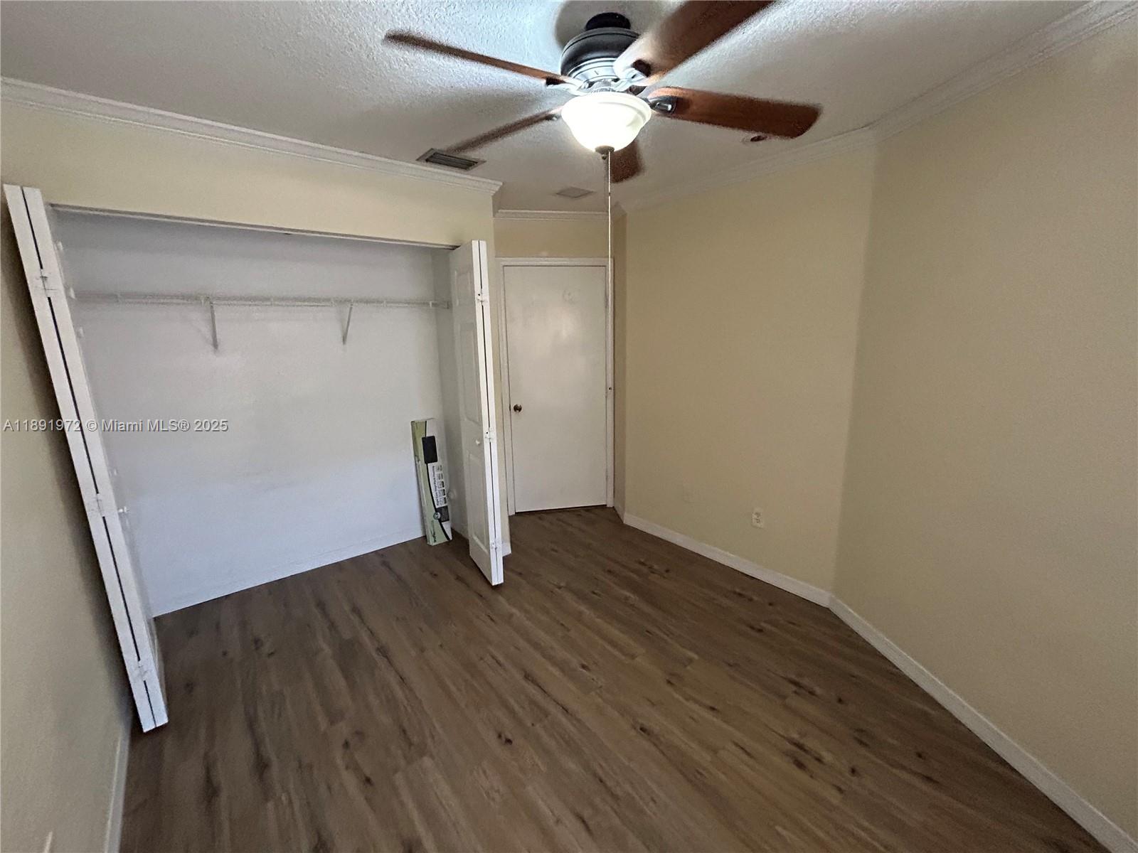 VILLAS AT HARBOR ISLES CO - Residential