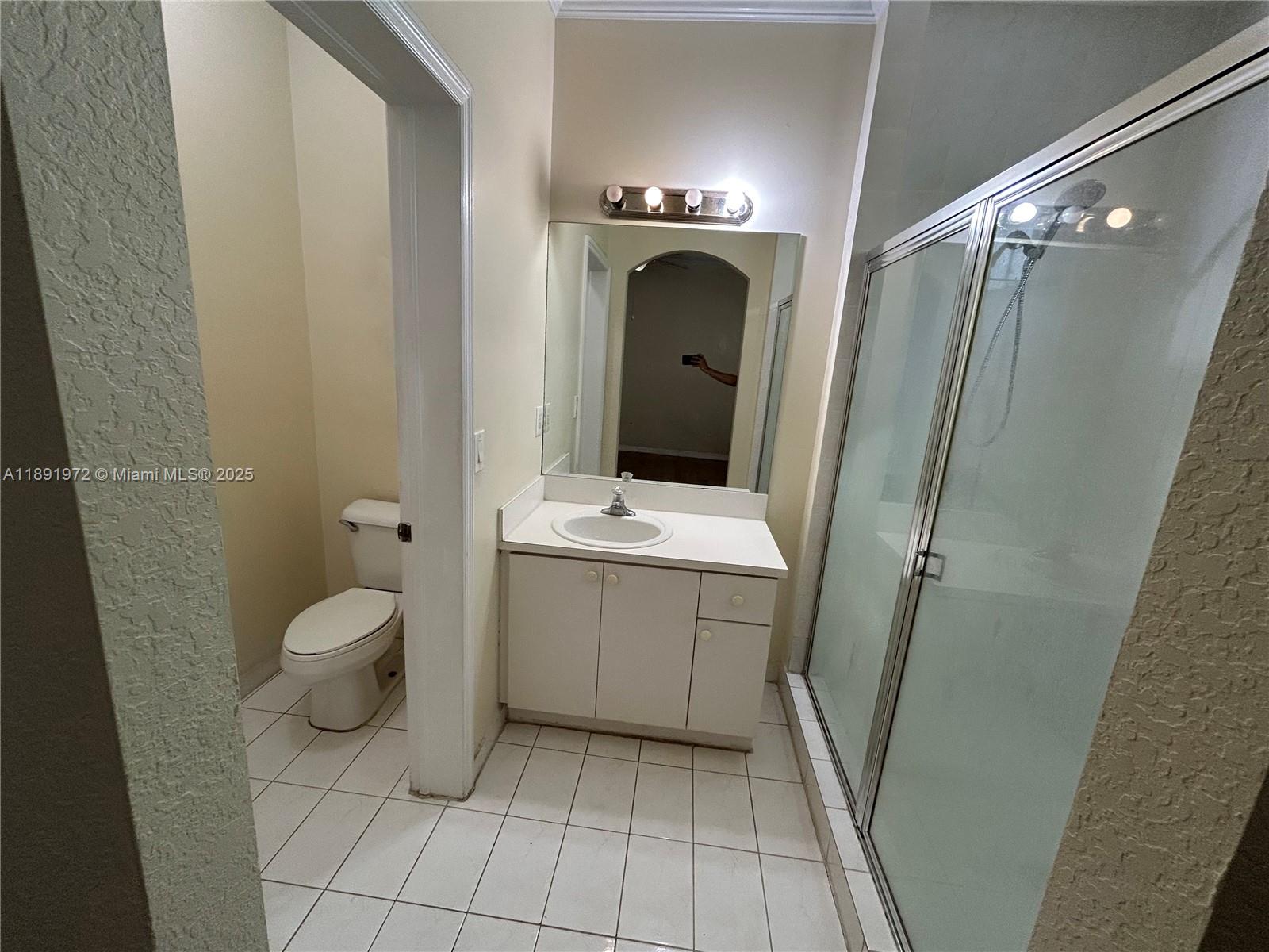 VILLAS AT HARBOR ISLES CO - Residential