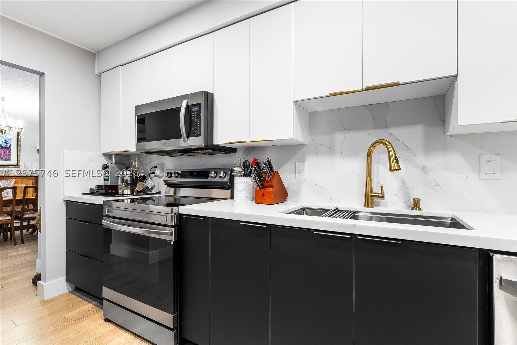 600 Three Islands Blvd 305