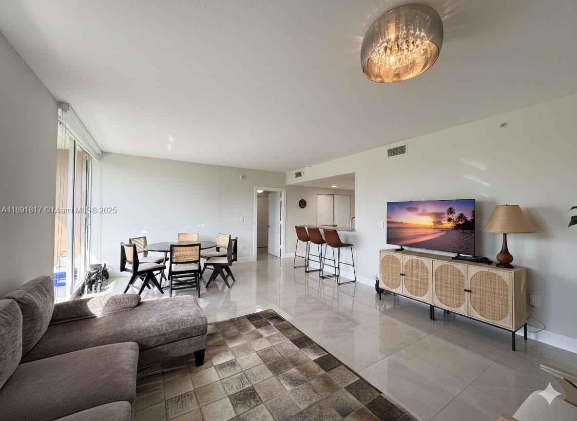 VENTURE AT AVENTURA WEST - Residential