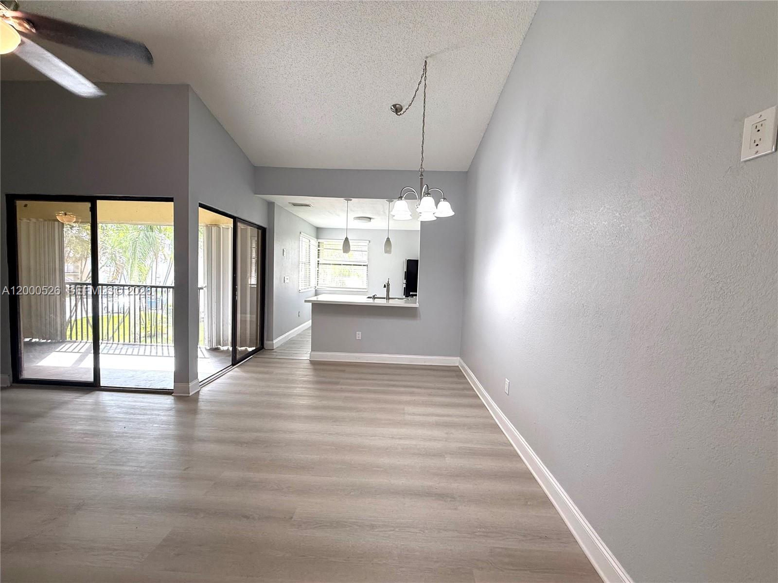 LAKESHORE CONDO #4 - Residential Lease