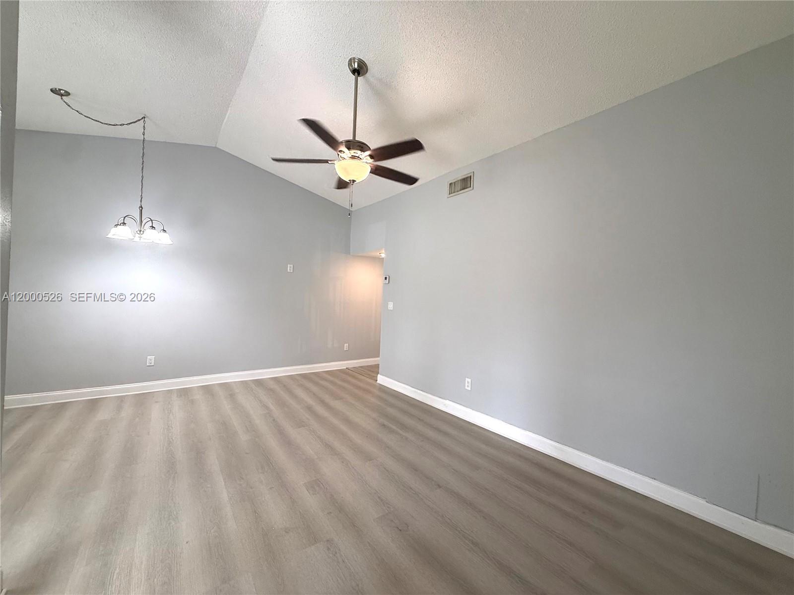 LAKESHORE CONDO #4 - Residential Lease