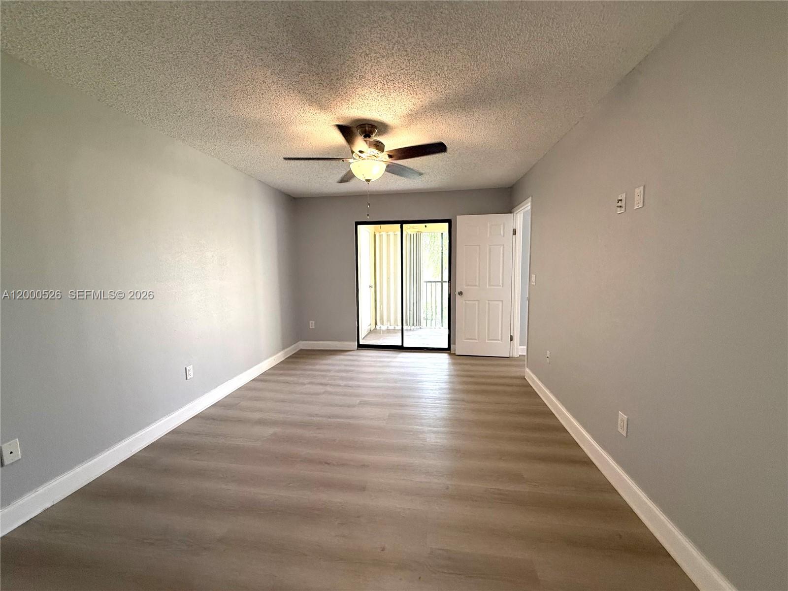 LAKESHORE CONDO #4 - Residential Lease