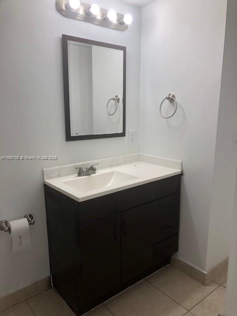 MONTECARLO CONDO - Residential Lease