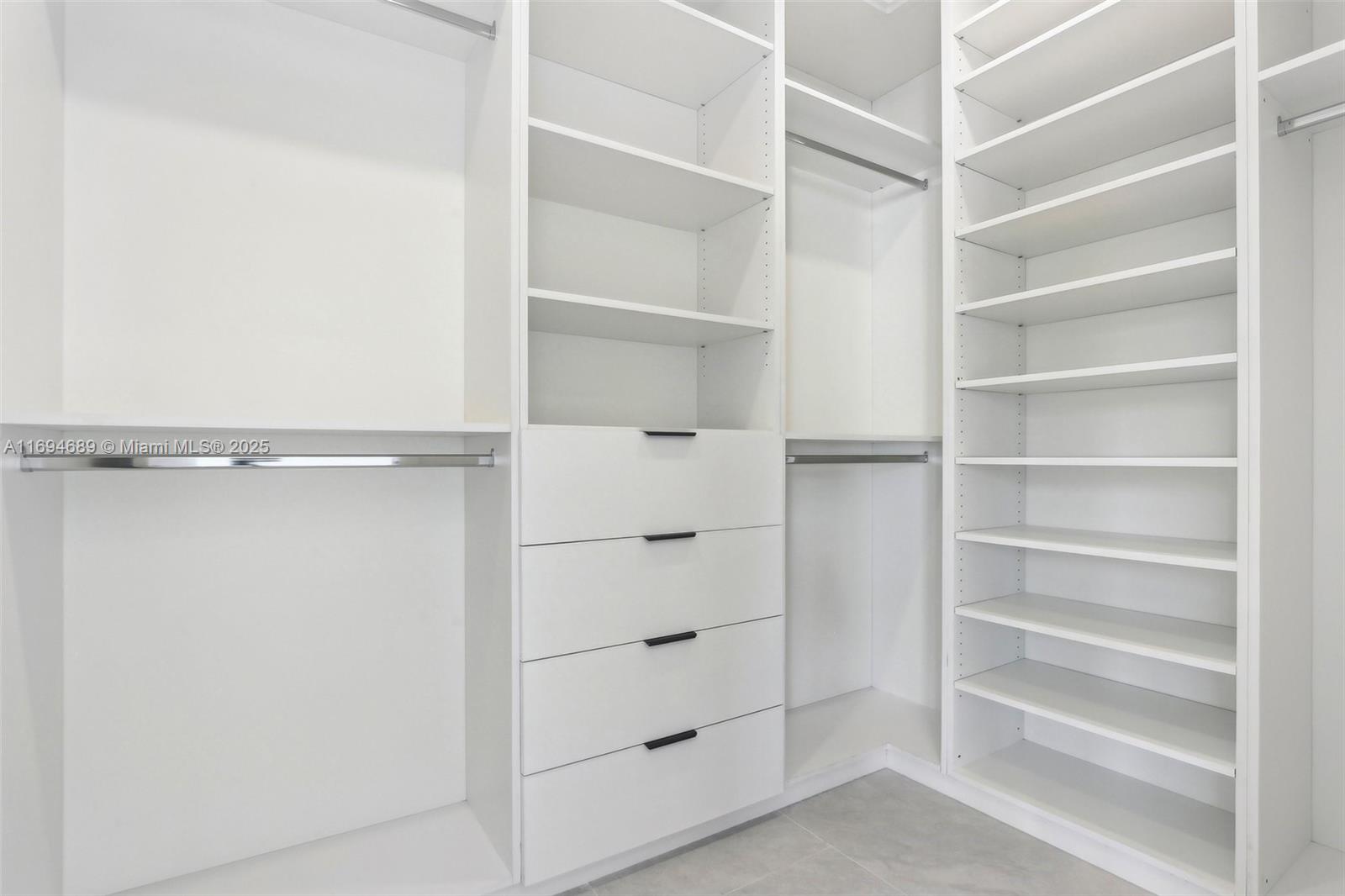 FROW HOMESTEAD - Residential