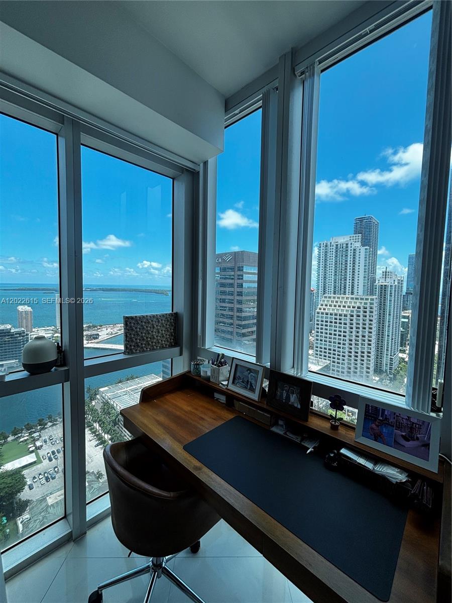 500 BRICKELL EAST CONDO - Residential
