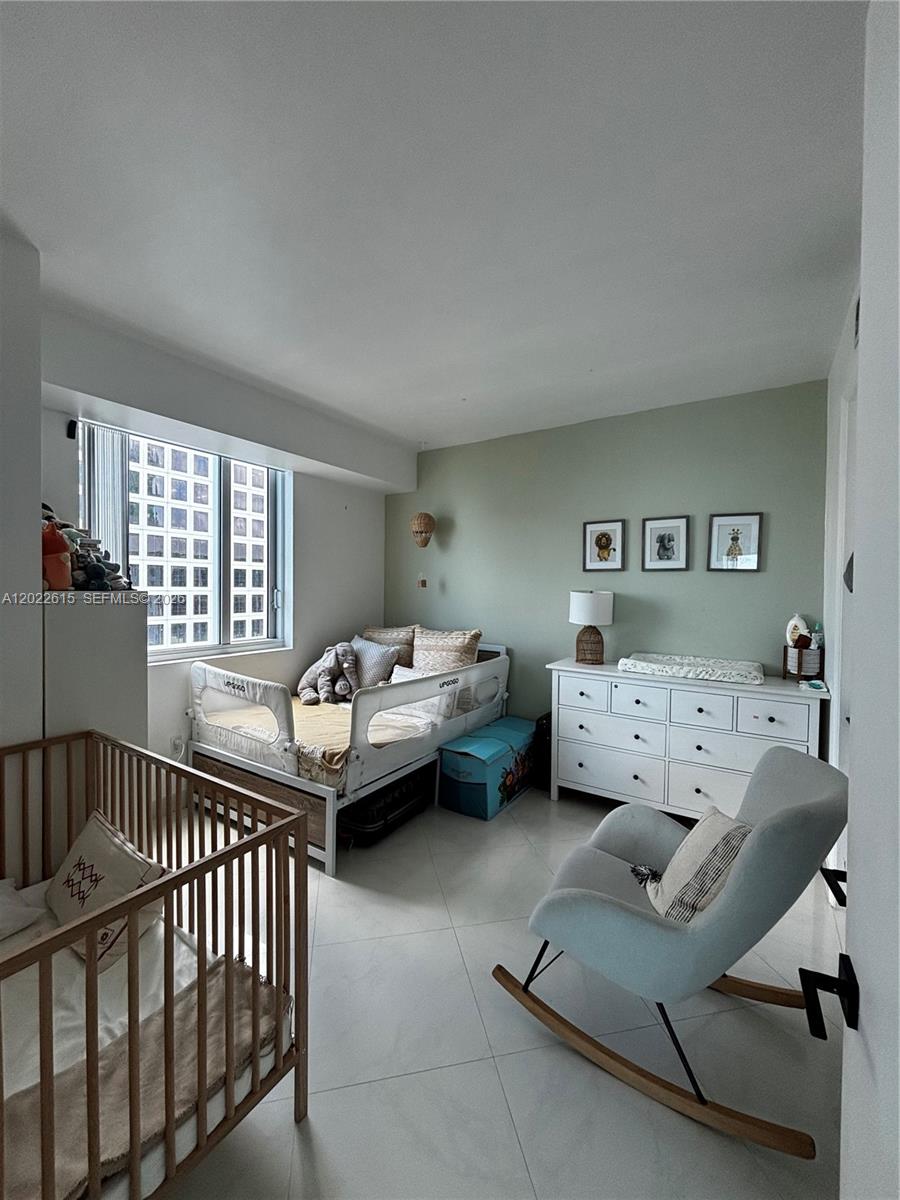 500 BRICKELL EAST CONDO - Residential