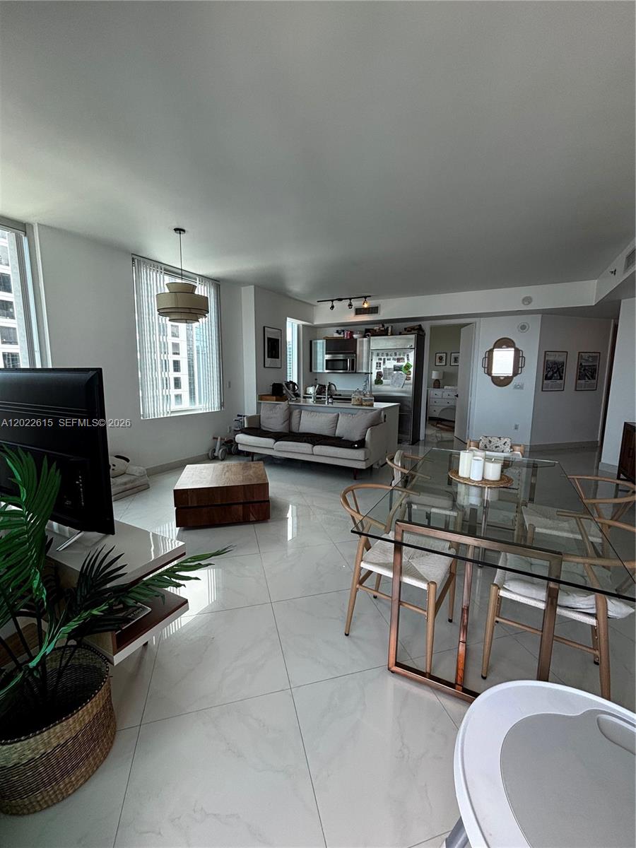500 BRICKELL EAST CONDO - Residential