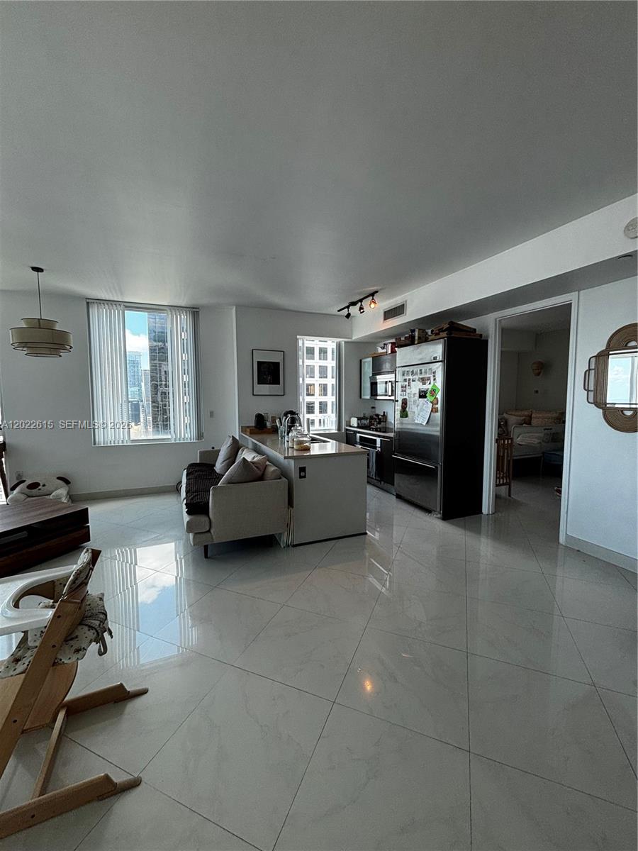 500 BRICKELL EAST CONDO - Residential