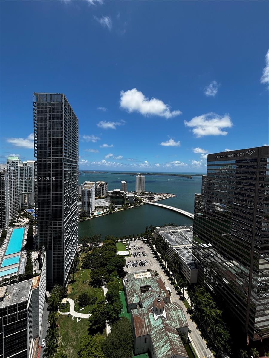 500 BRICKELL EAST CONDO - Residential