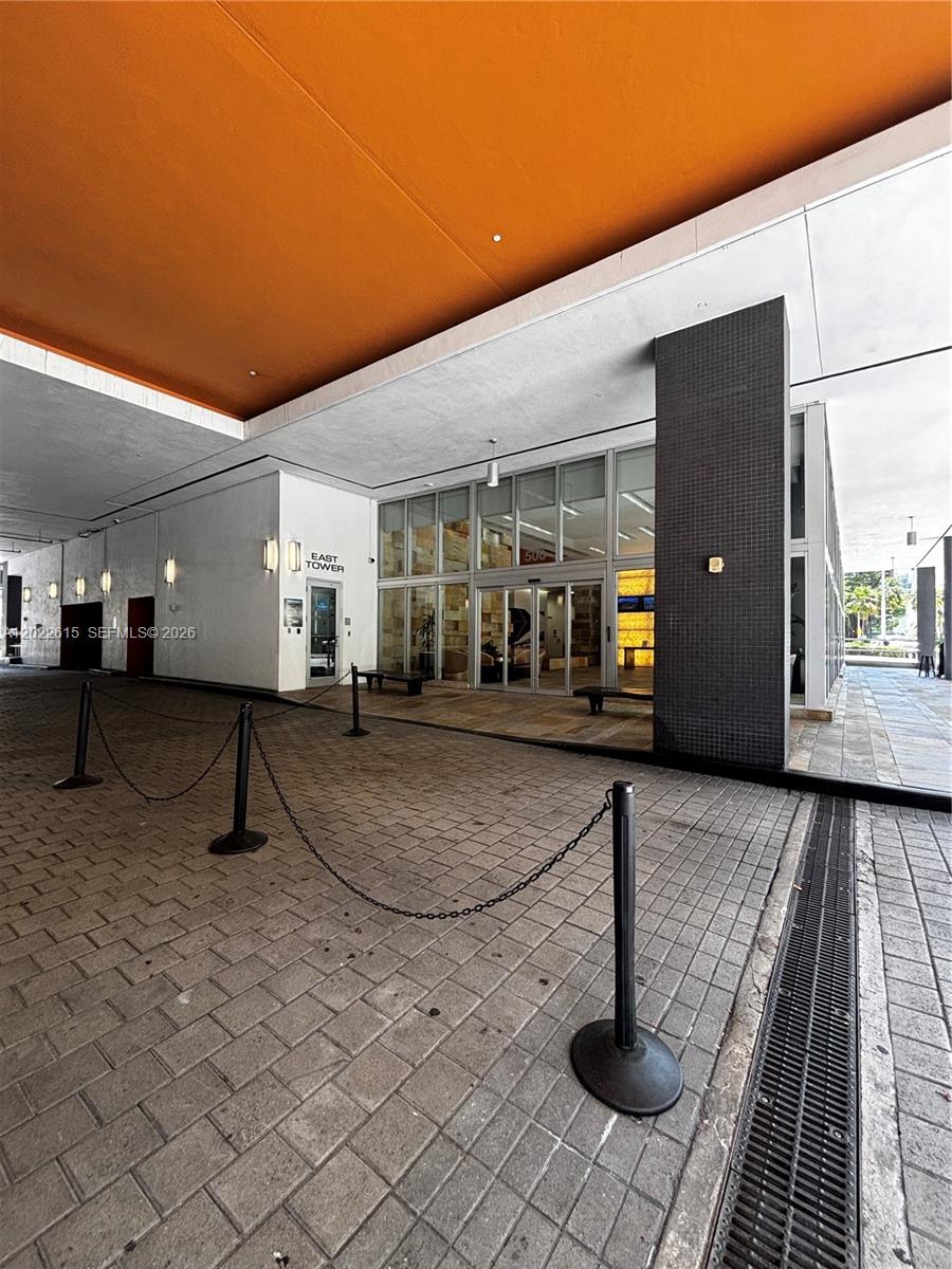 500 BRICKELL EAST CONDO - Residential