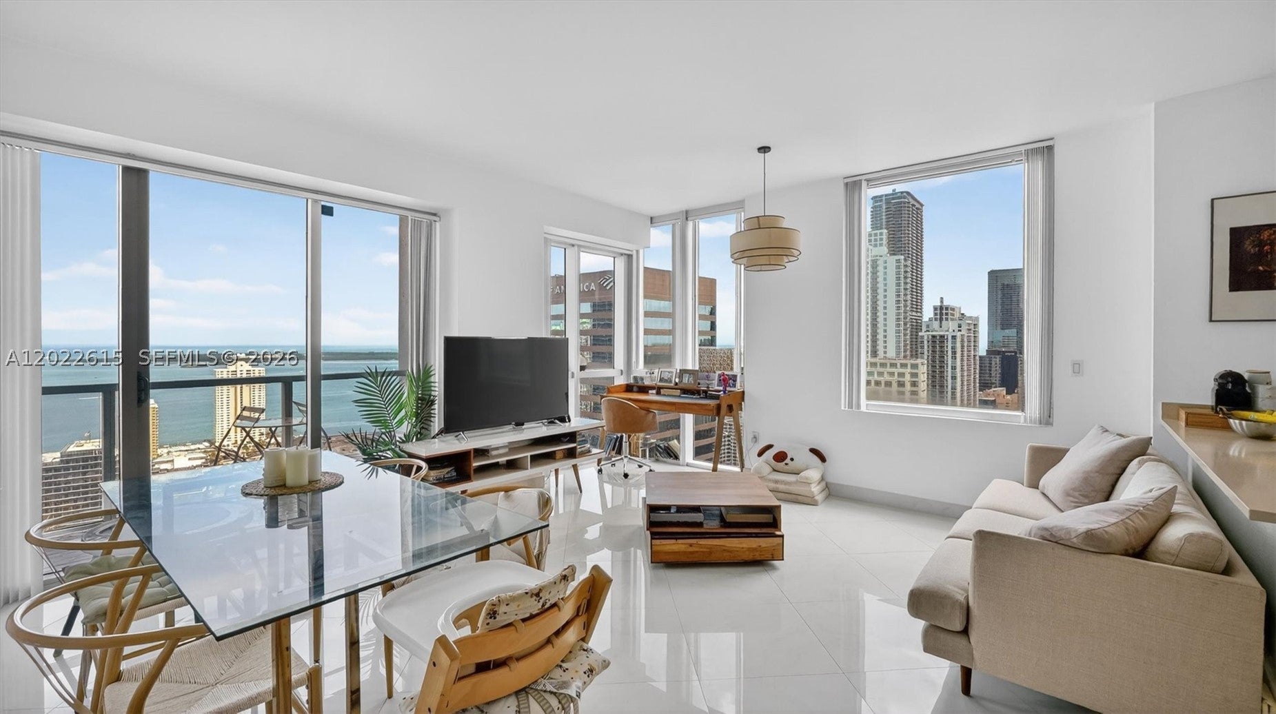 500 Brickell Ave 4102