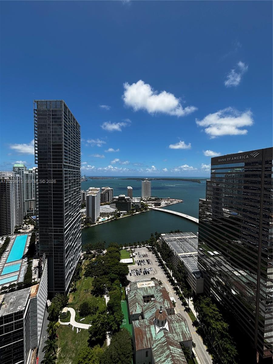 500 BRICKELL EAST CONDO - Residential