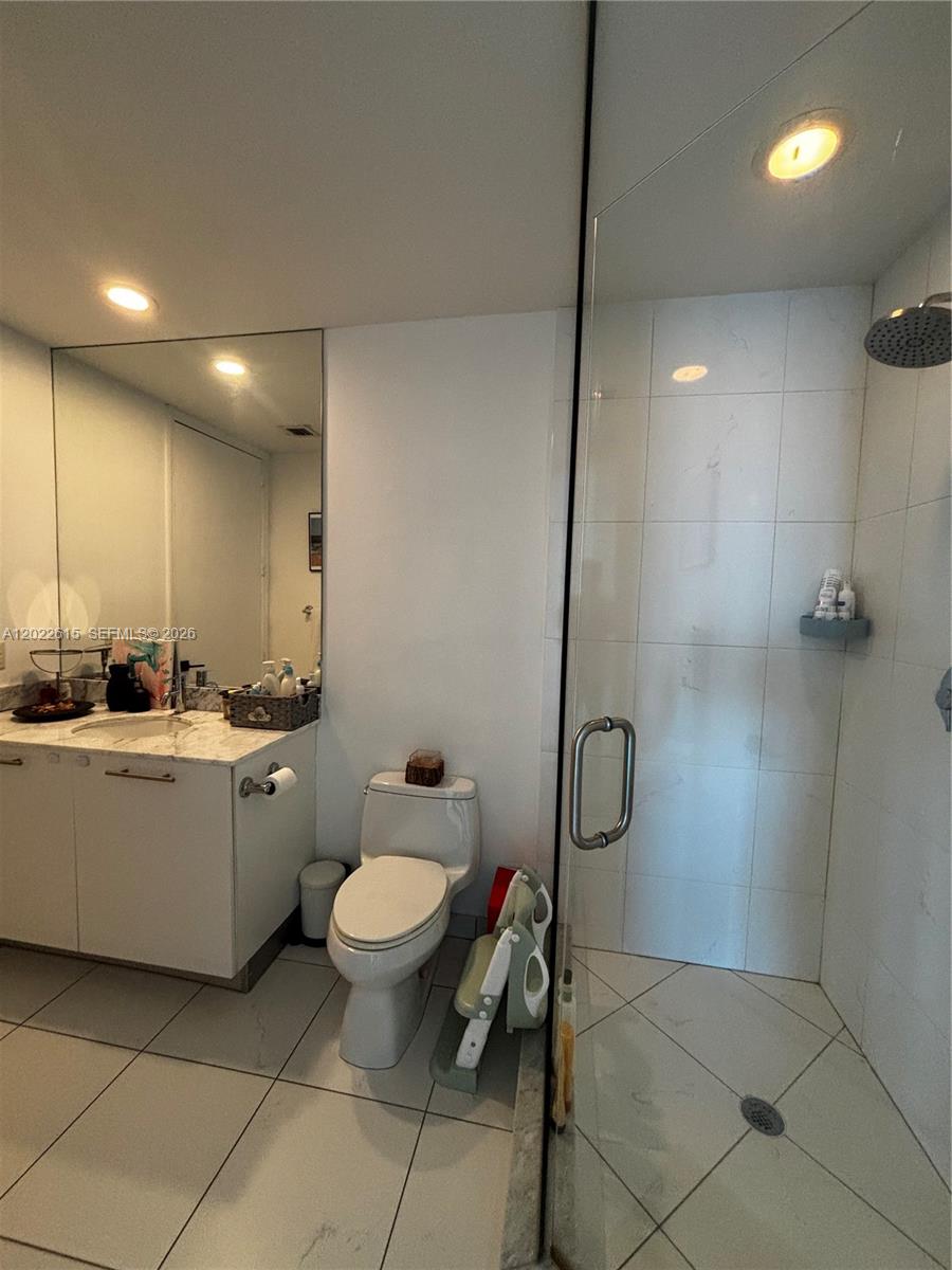 500 BRICKELL EAST CONDO - Residential