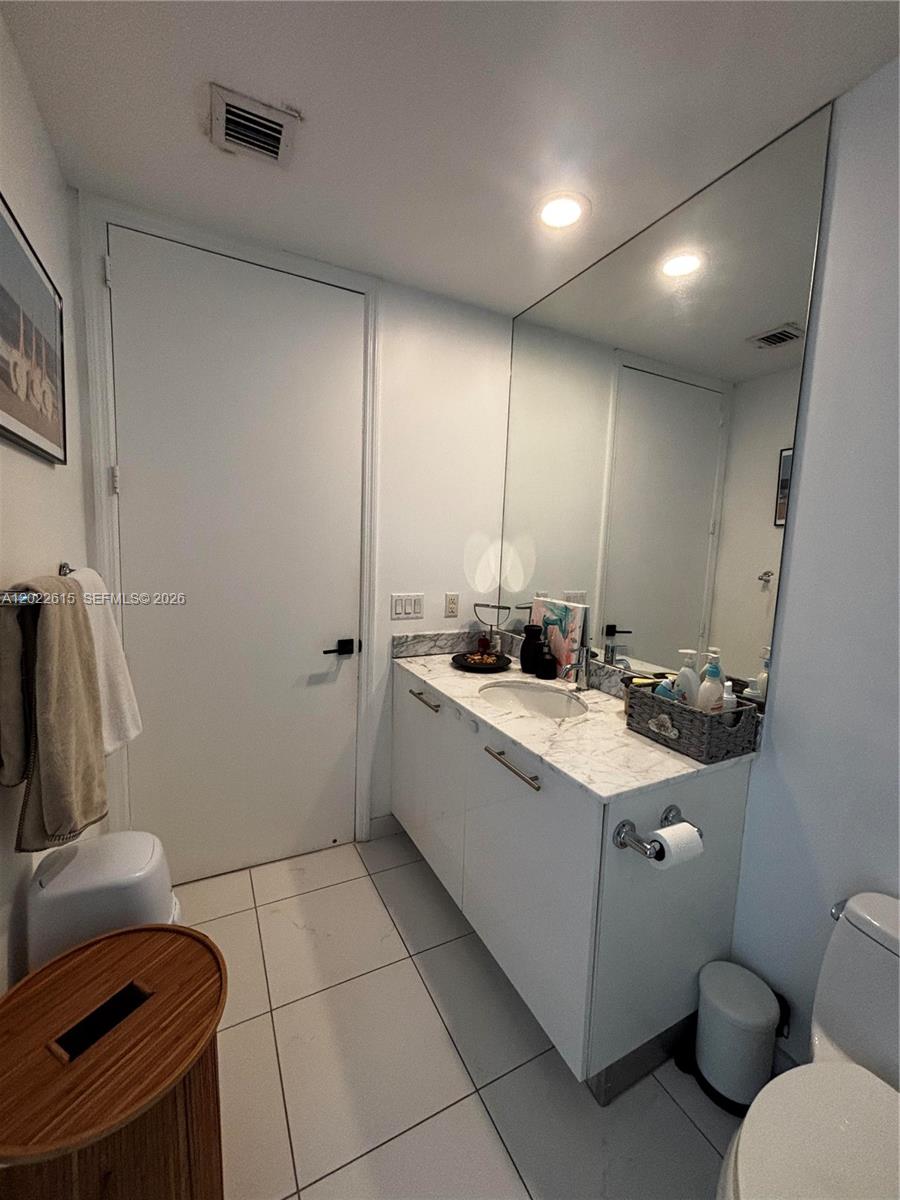 500 BRICKELL EAST CONDO - Residential