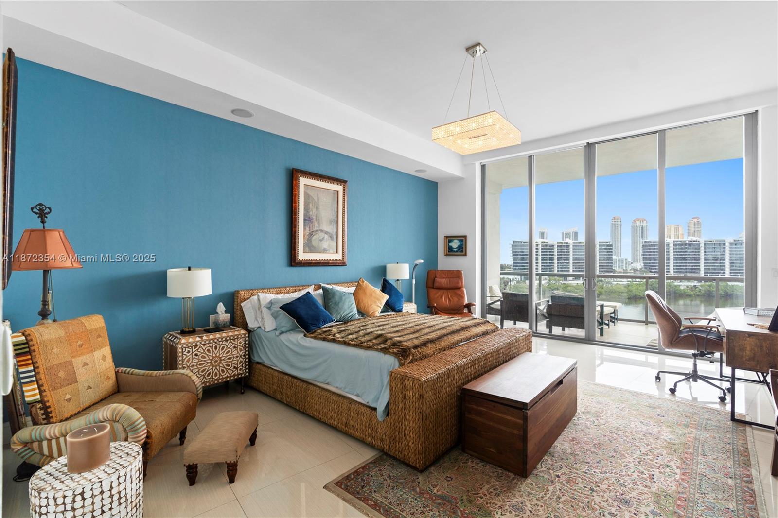 ECHO CONDO - Residential