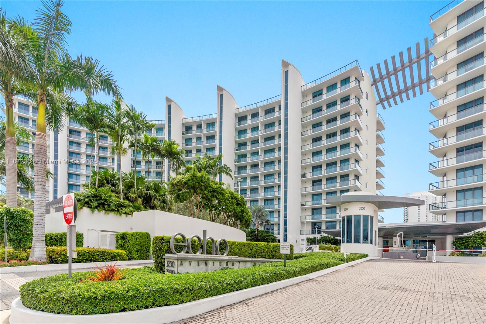 ECHO CONDO - Residential