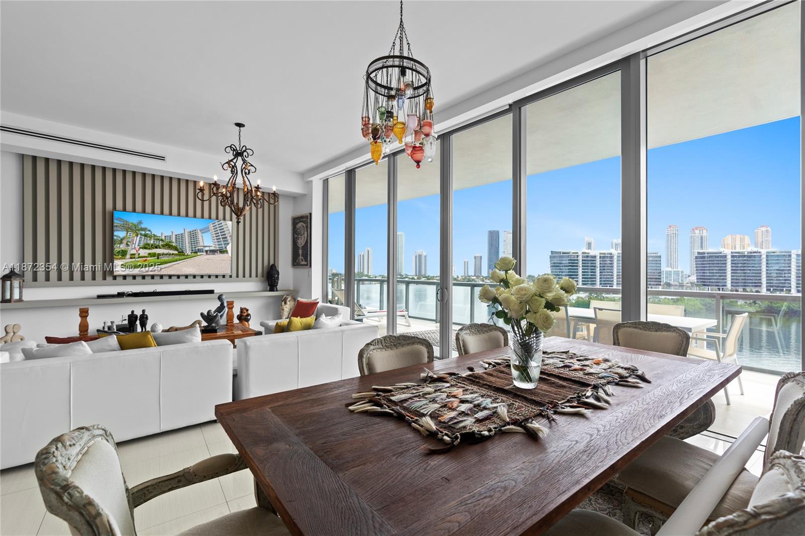 ECHO CONDO - Residential