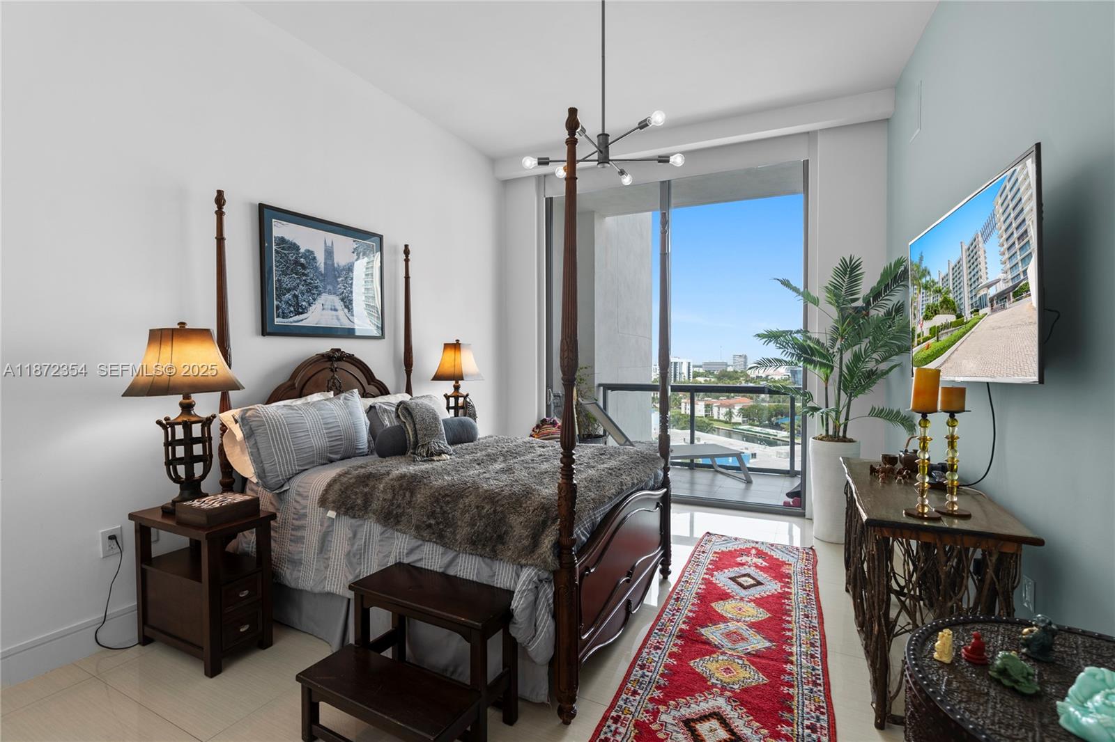 ECHO CONDO - Residential