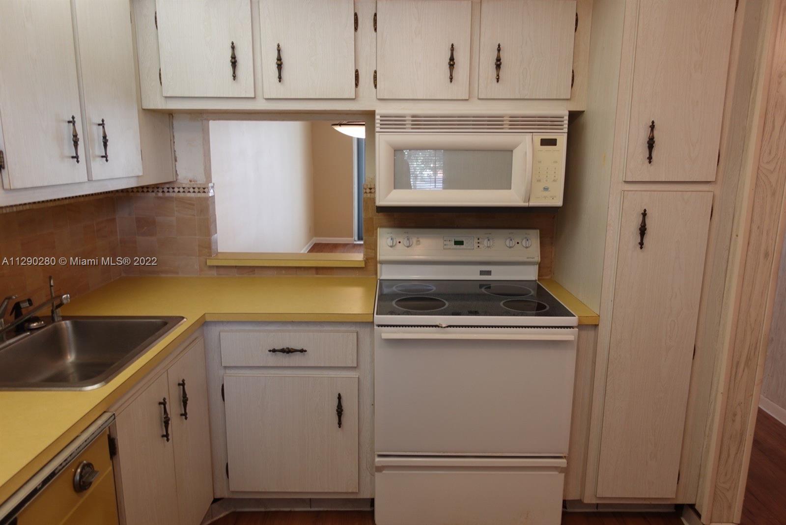 HOLIDAY SPRINGS VILLAGE 1 - Residential