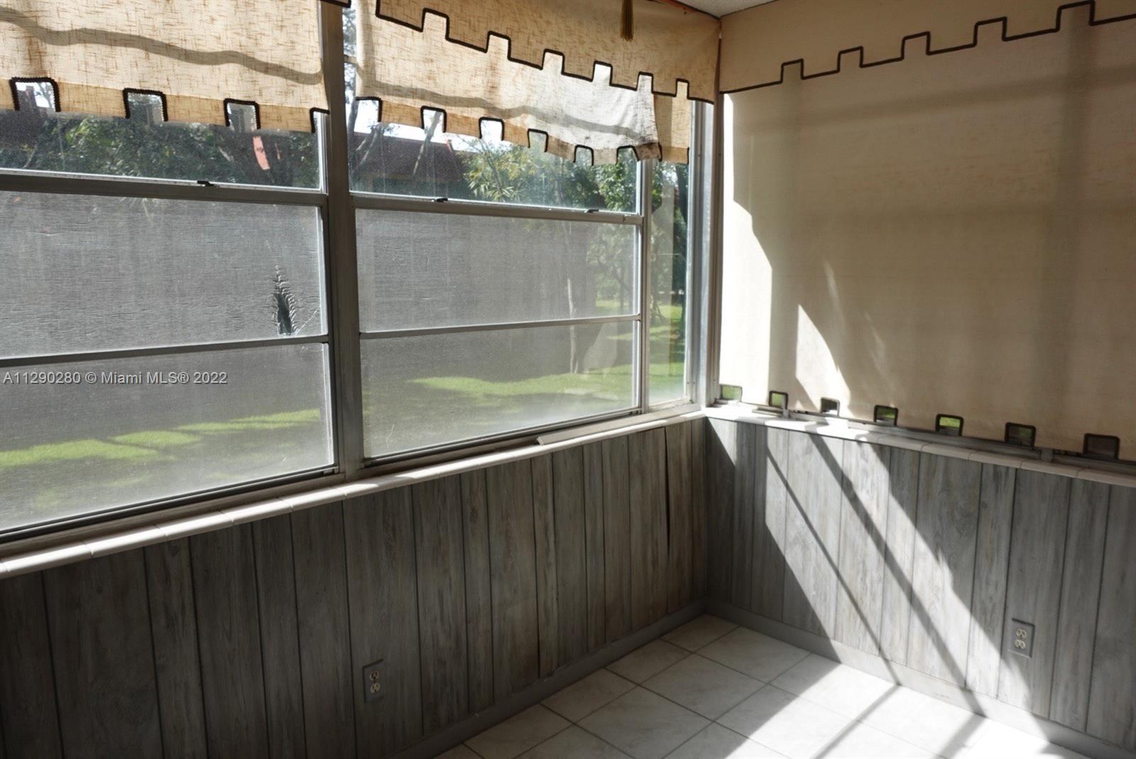 HOLIDAY SPRINGS VILLAGE 1 - Residential