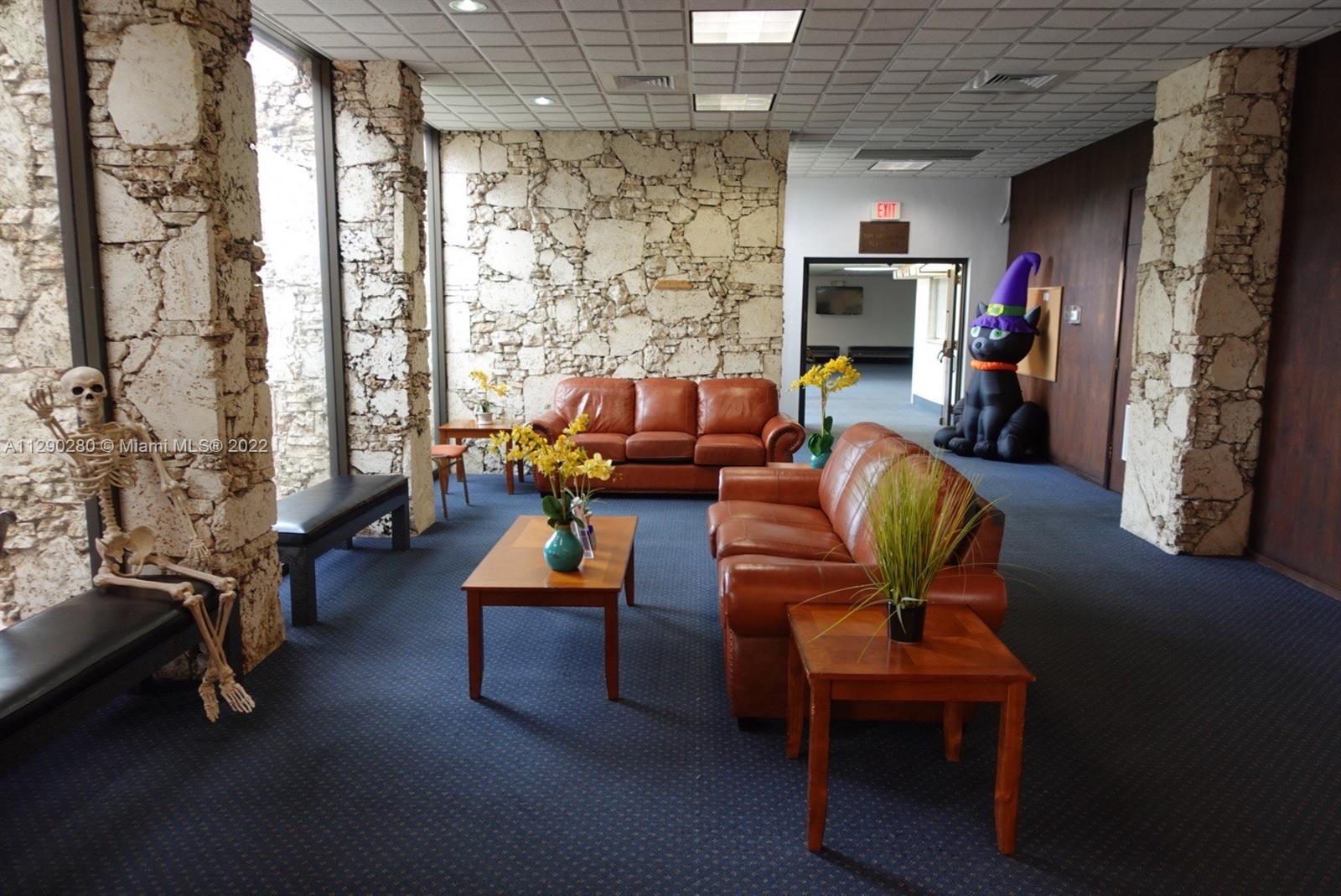 HOLIDAY SPRINGS VILLAGE 1 - Residential