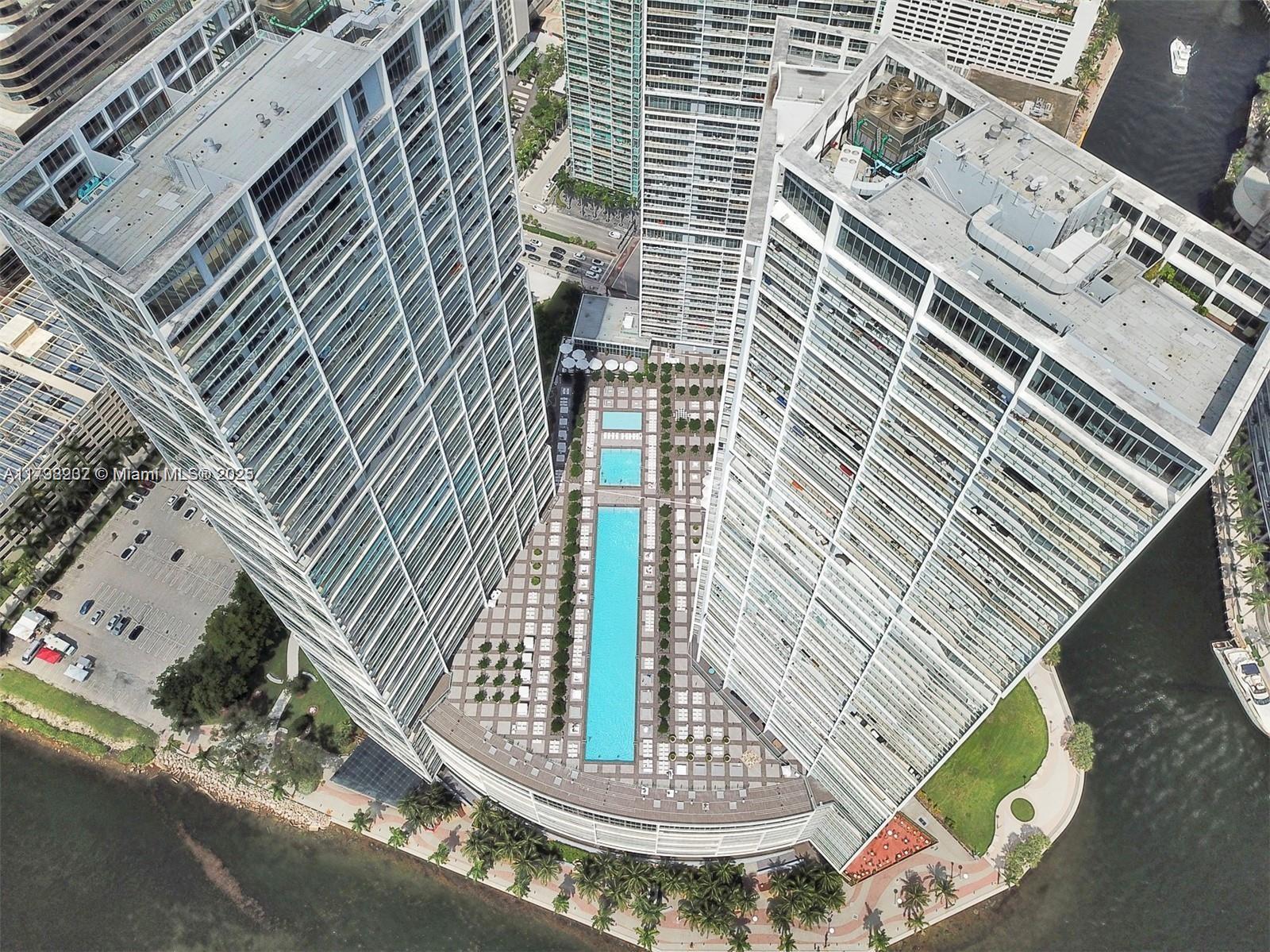 485 Brickell Ave 4410, Miami, Broward County, Florida - 2 Bedrooms  
2 Bathrooms - 
