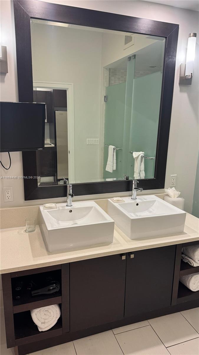 5300 NW 87th Ave 914