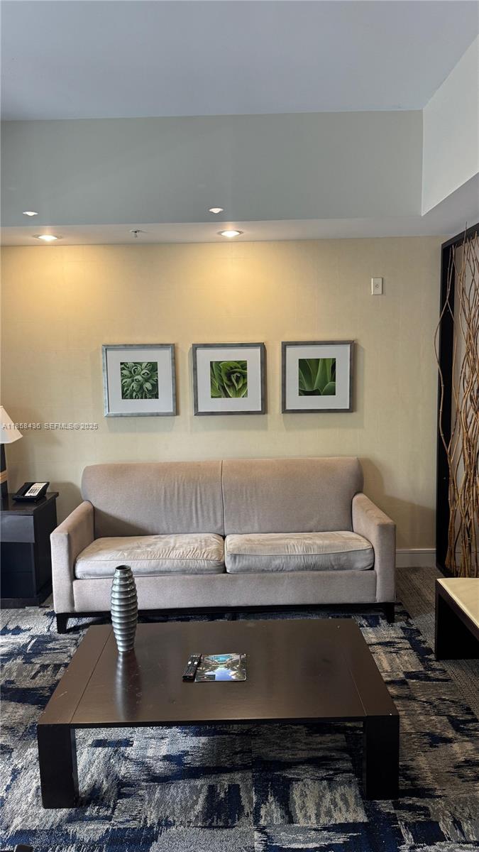 5300 NW 87th Ave 914