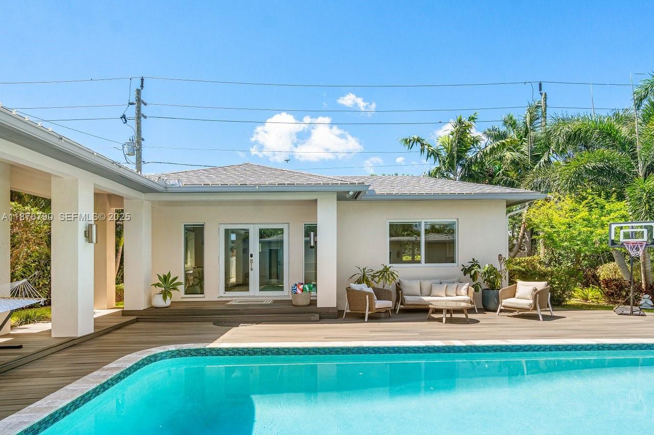 SOUTH DANIA HEIGHTS AMEN - Residential