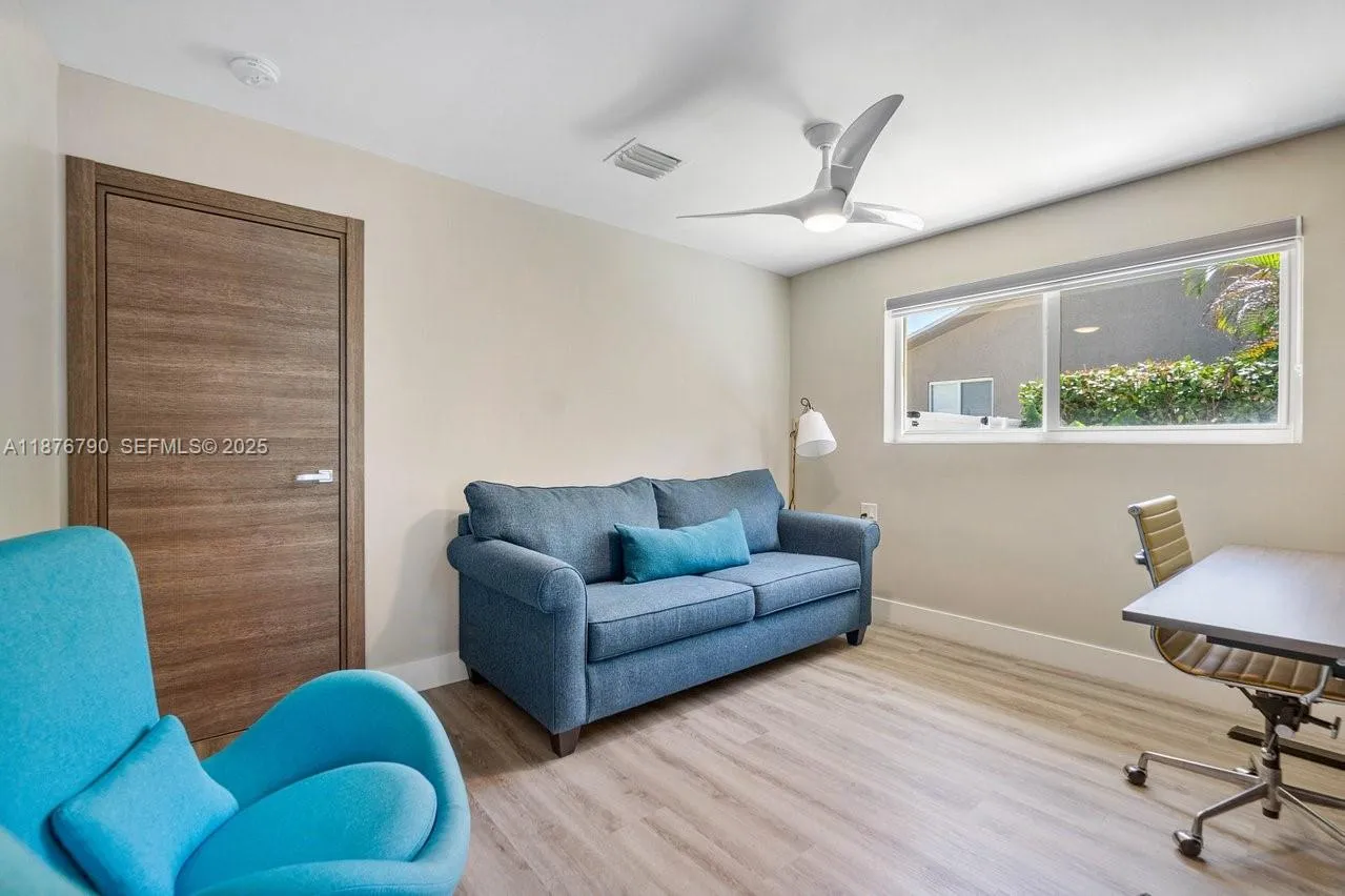 Dania Beach, Florida 33004, United States, 5 Bedrooms Bedrooms, ,3 BathroomsBathrooms,Residential,Active,207920