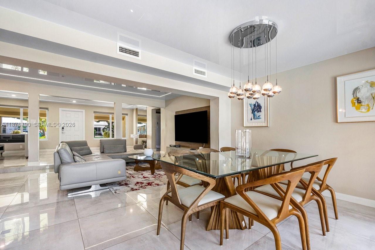 SOUTH DANIA HEIGHTS AMEN - Residential