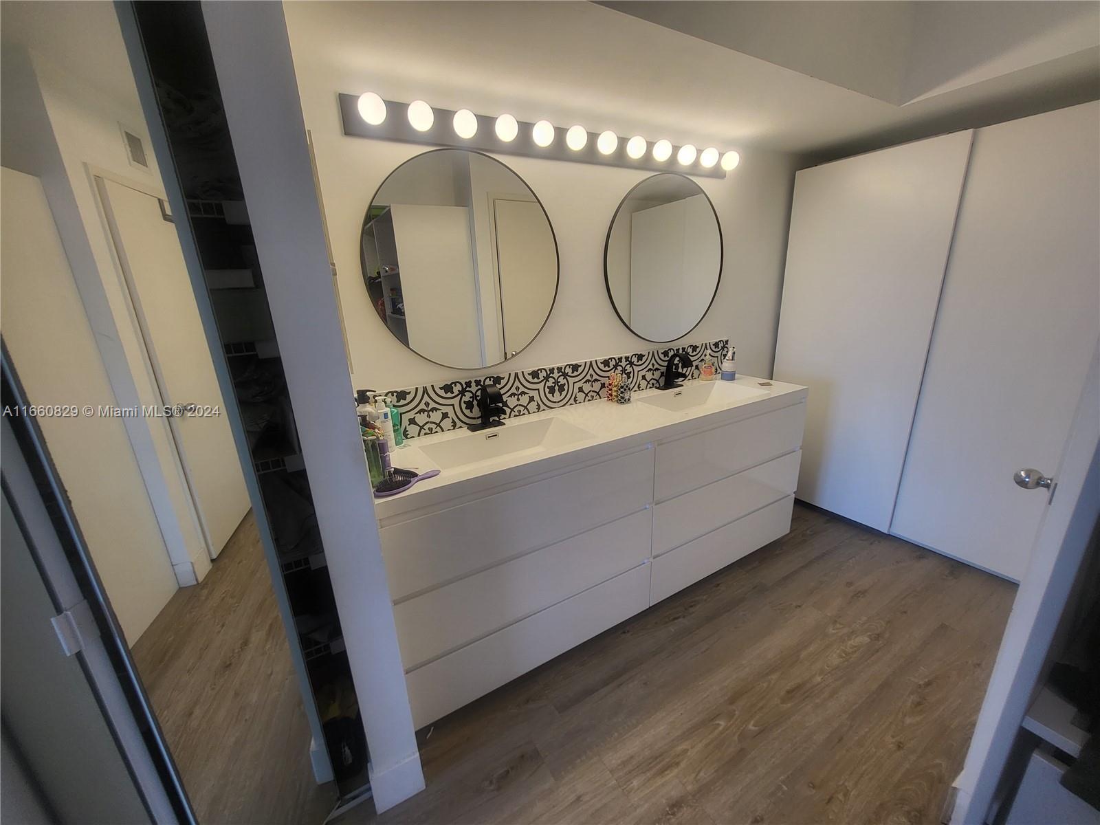 MYSTIC POINTE TOWER 600 C - Residential