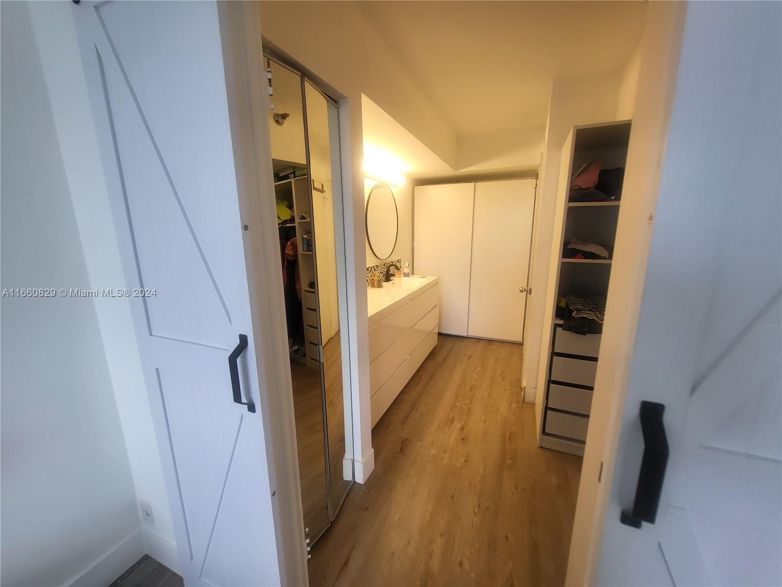 MYSTIC POINTE TOWER 600 C - Residential