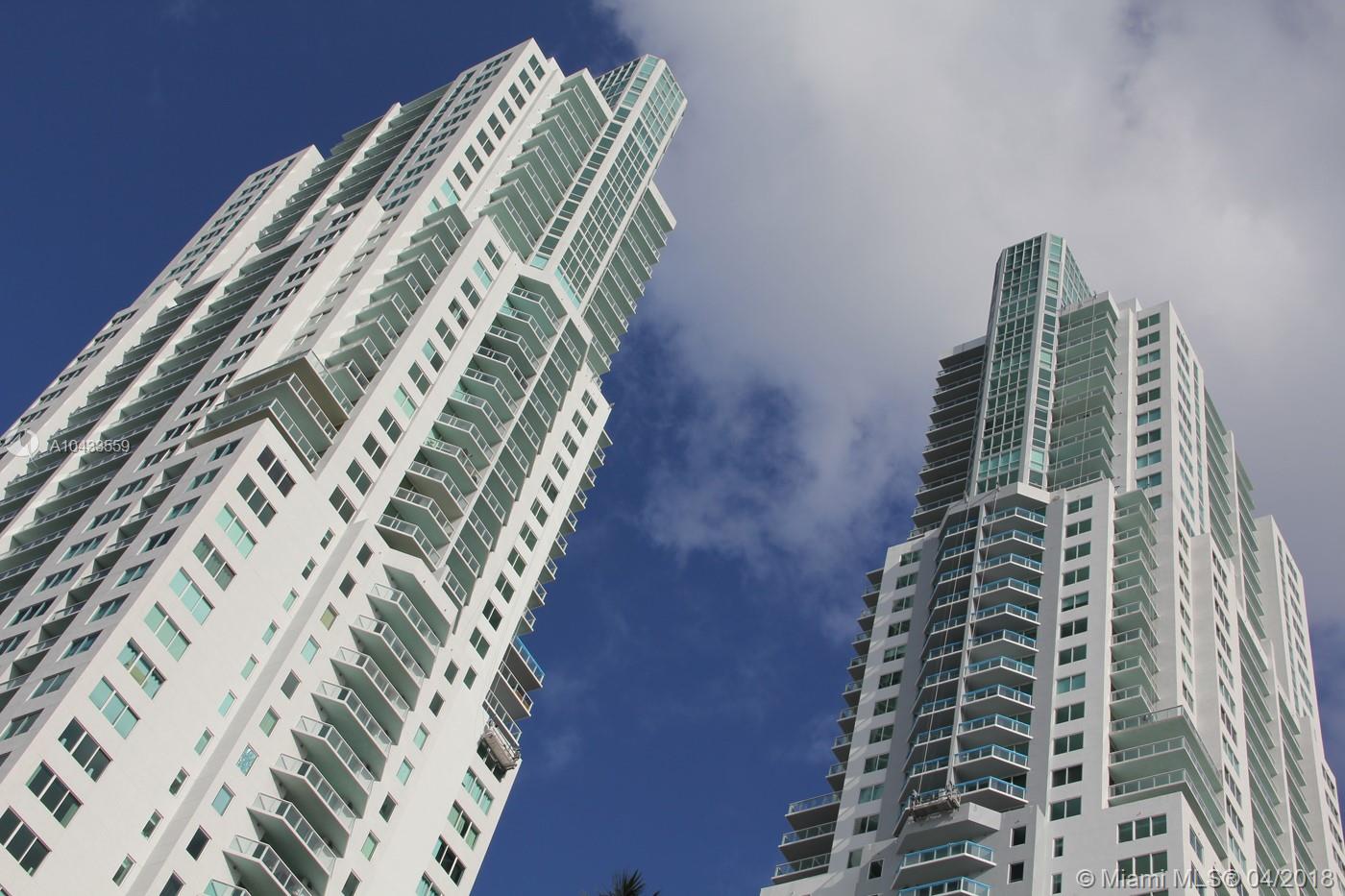 1,515 SQFT luxury condo unit with 2 BED 2 BATH PLUS A DEN.
URBANE CITY LIVING IN THE HEART OF DOWNTOWN MIAMI.
PANORAMIC BAY VIEWS AND CITY VIEWS FROM EVERY ROOM FROM THIS UNIT.
LUXURY AMENITIES; 15,000 SQFT SPA & FITNESS.
THREE POOLS WITH BAR OVERLOOKING THE BAY.